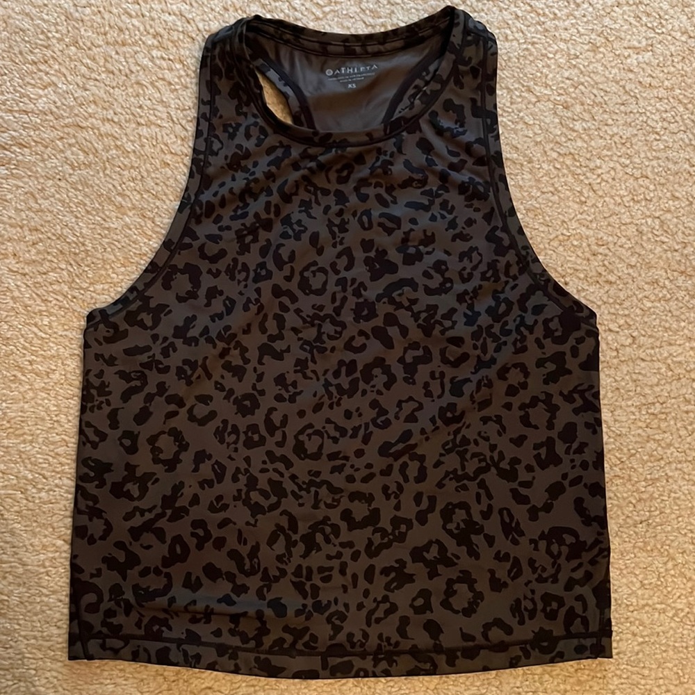 Athleta Cropped Cheetah Workout Tank